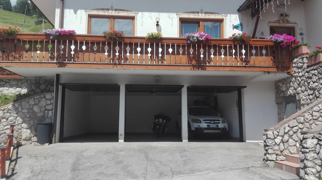 Hotel Garni Astor Arabba Exterior foto