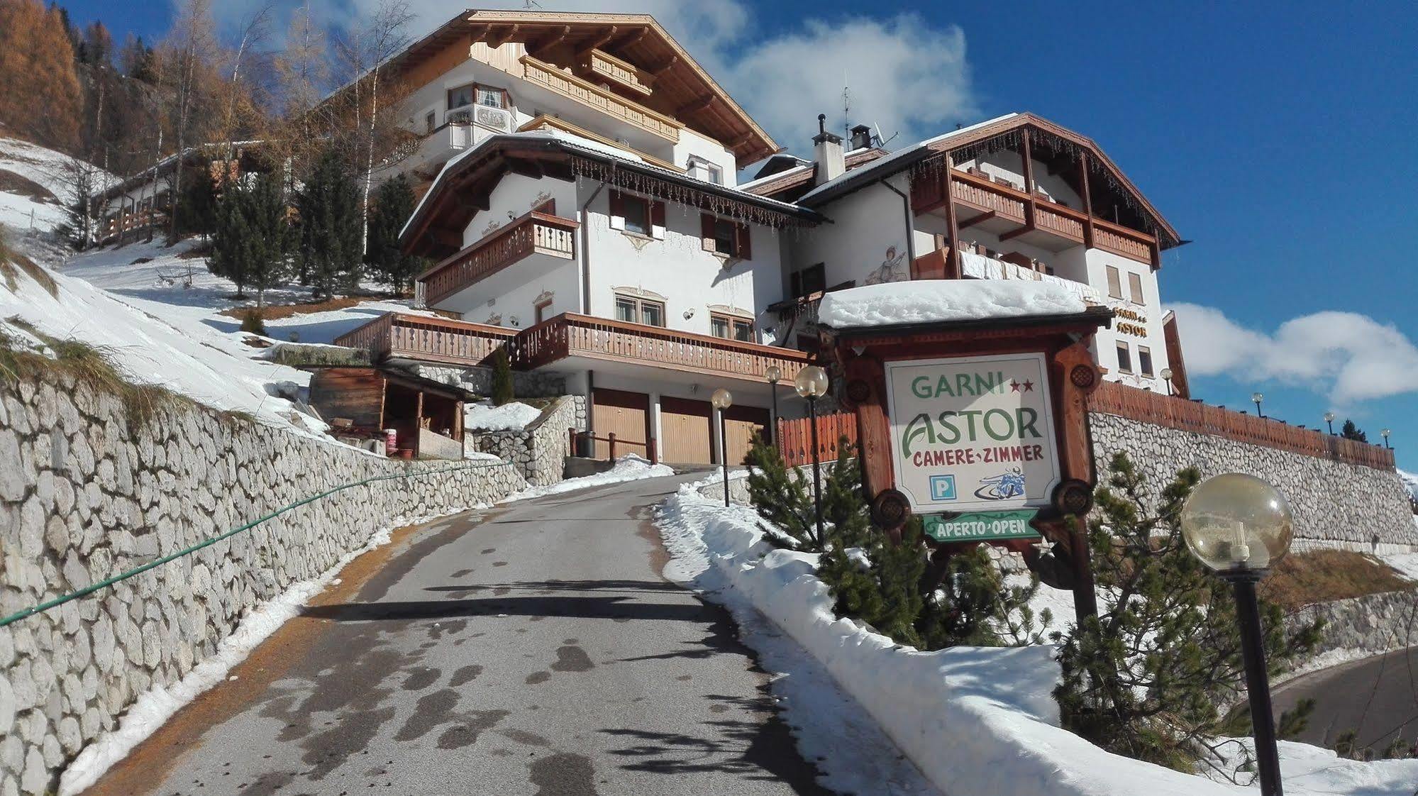 Hotel Garni Astor Arabba Exterior foto